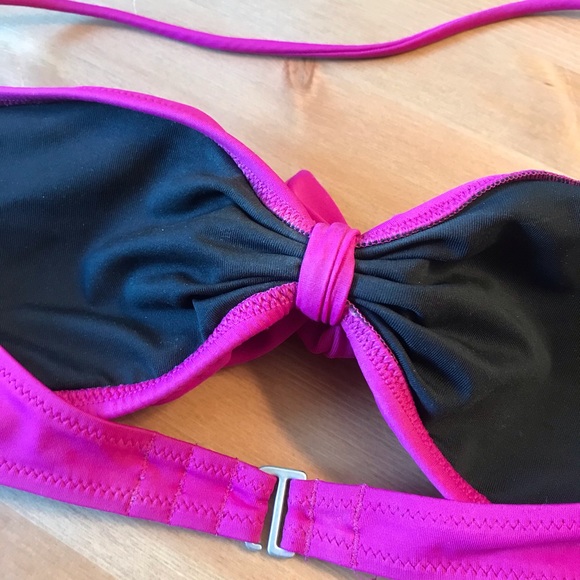 2 for $10!🌸 Victoria’s Secret bikini top - Picture 5 of 5